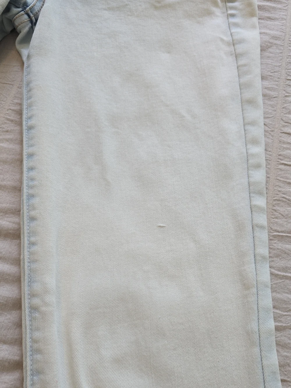 Vintage America Light Wash  Cuffed Women’s Jeans Size 2/26